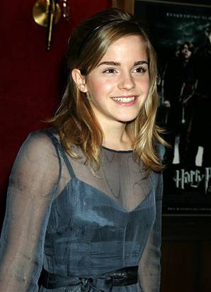 060925_EmmaWatson_Vl.widec.jpg